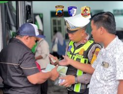 Cegah Kecelakaan Mudik, Satlantas Polres Blora Gelar Ram Check Bus di Garasi PO Mekarsari