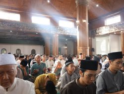 Jalan Mulus 70%, Kemiskinan Anjlok, Wabup Rini Sampaikan Kabar Bahagia di Hari Lebaran