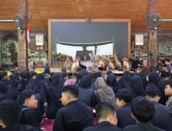 Kali Pertama Wayang Krucil Janjang Tampil di Pendopo Bupati Blora