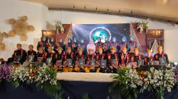 Momen Perpisahan Mengharukan, SMP UT Bumi Kartini Lepas 85 Lulusan